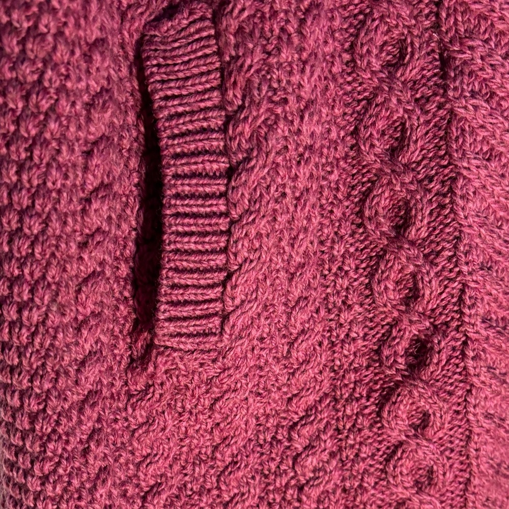 Aran Crafts Ireland 100% Merino wool Women's dark pink Cable Knit Cardigan - Picture 3 of 8